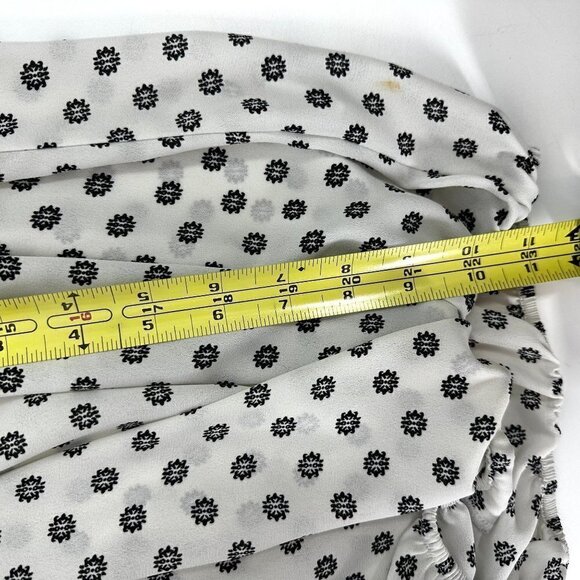 Collective Concepts Stitch Fix V-Neck Sleeveless Draped Blouse Top Size M - Picture 7 of 12